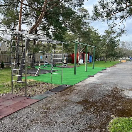 Laulasmaee Puhkebaas Kompleks wypoczynkowy *